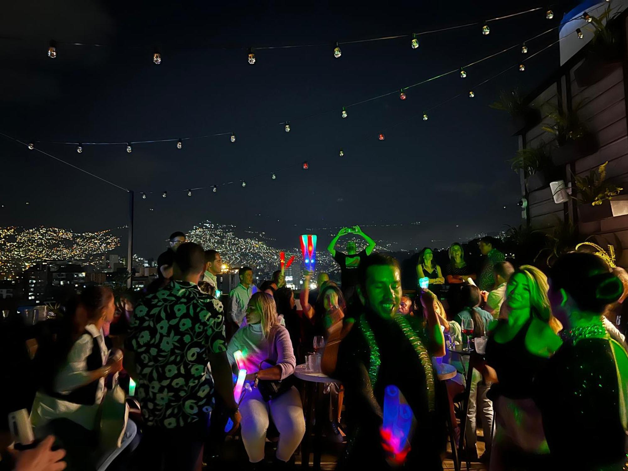 Los Patios Cool Living Medellin Bagian luar foto