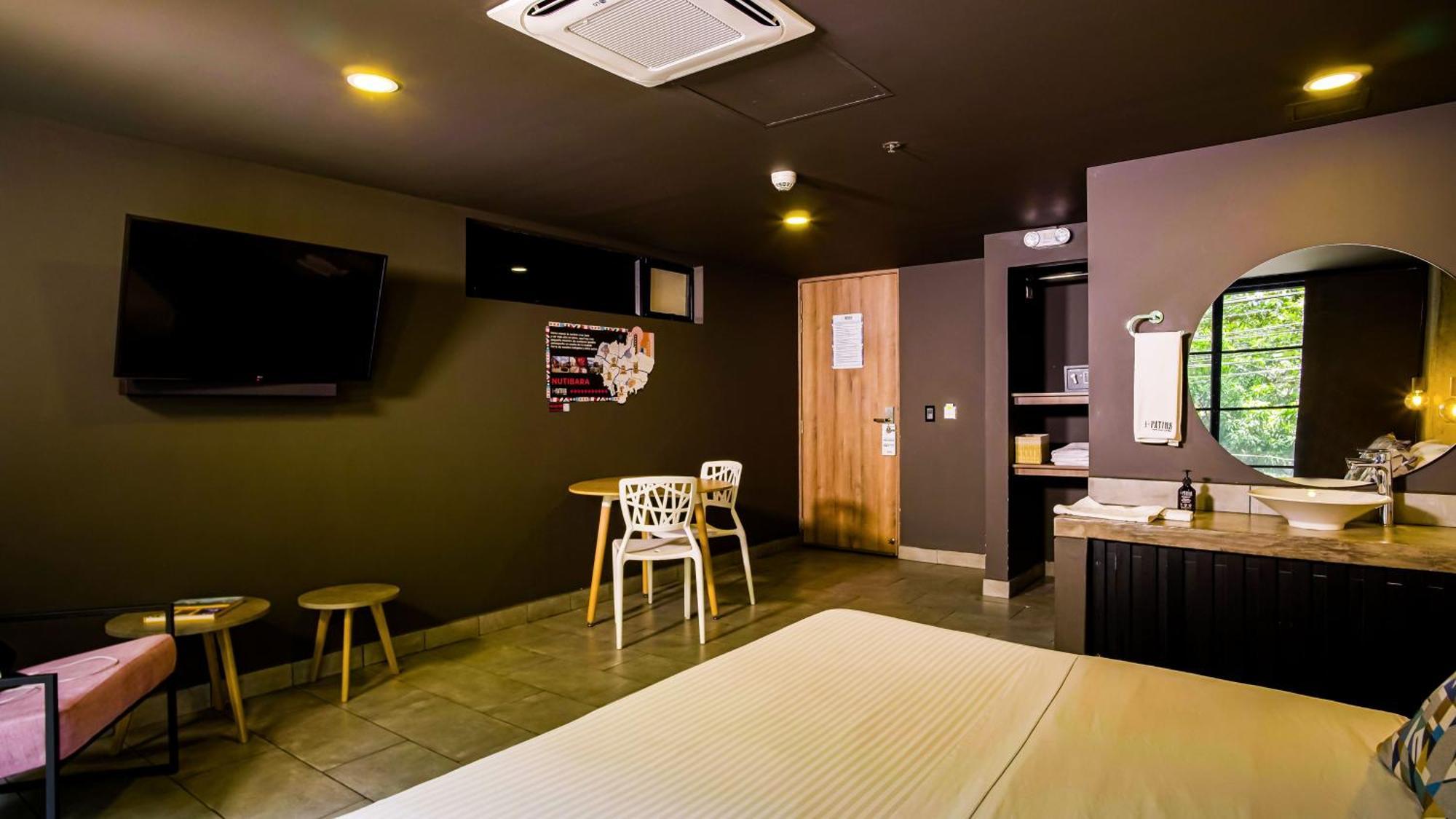 Los Patios Cool Living Medellin Bagian luar foto