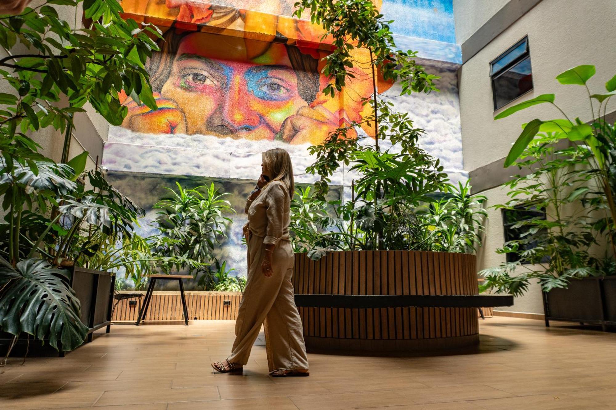 Los Patios Cool Living Medellin Bagian luar foto
